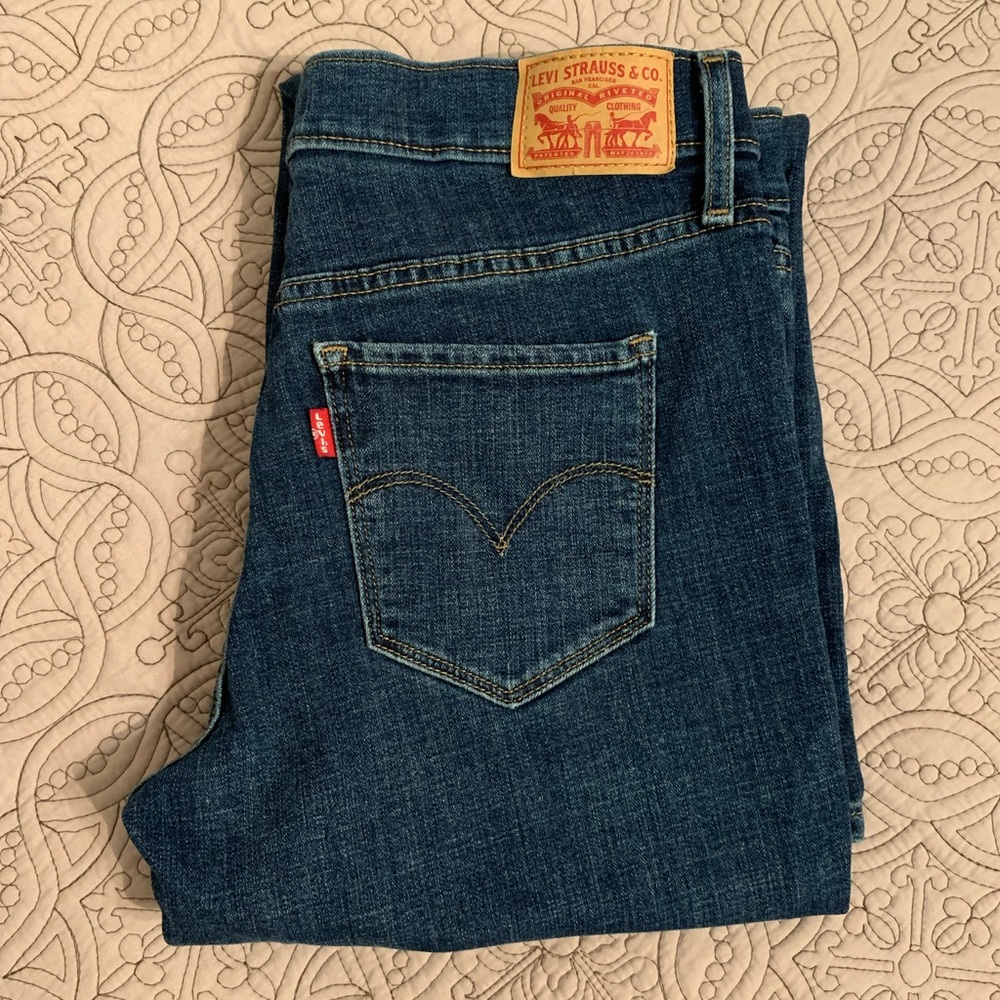 Levi’s 315 Women’s Bootcut Jeans.